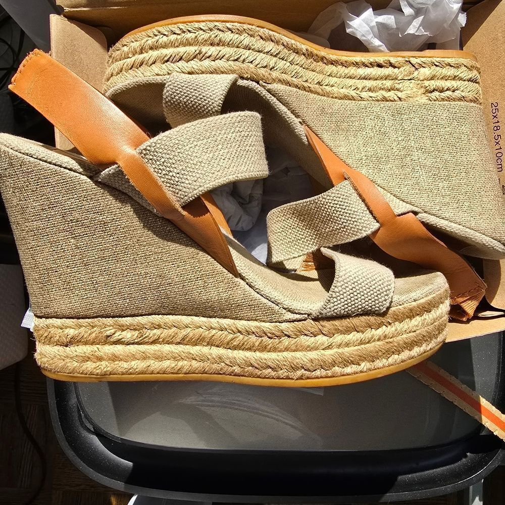 Tory Burch Cream Espadrille Sandals - Picture 6 of 9